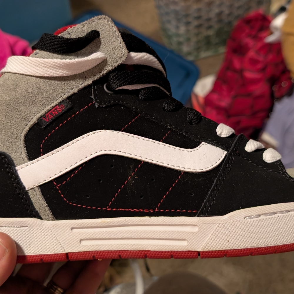 Vans Mens Mid-Top Sneakers - Black and White